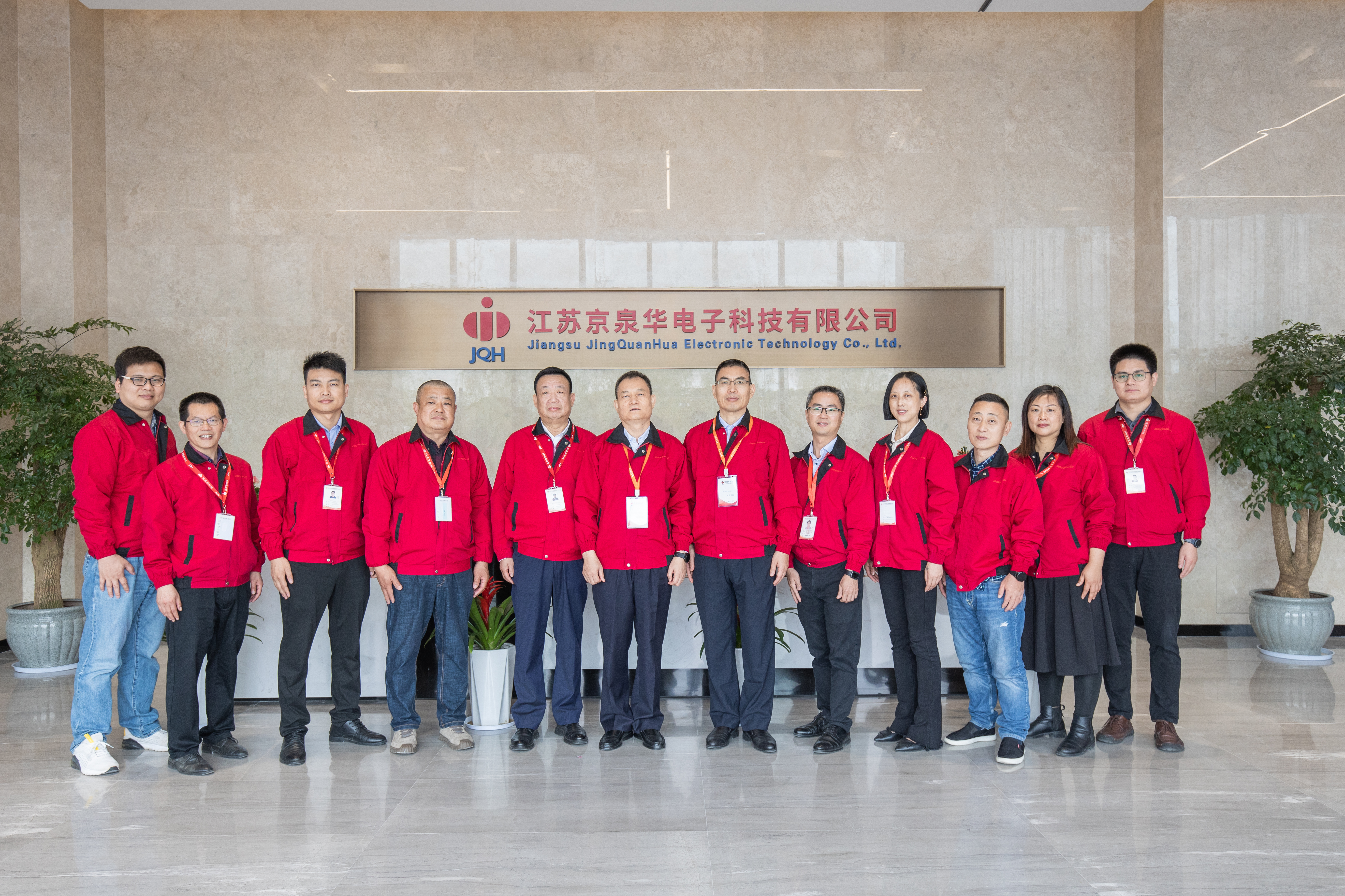 大堂.jpg 大堂.jpg